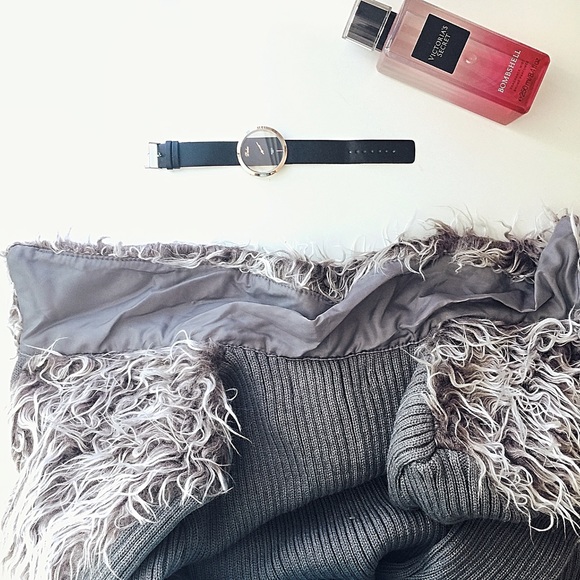 Creatore Faux Fur Shag Coat - Picture 2 of 6